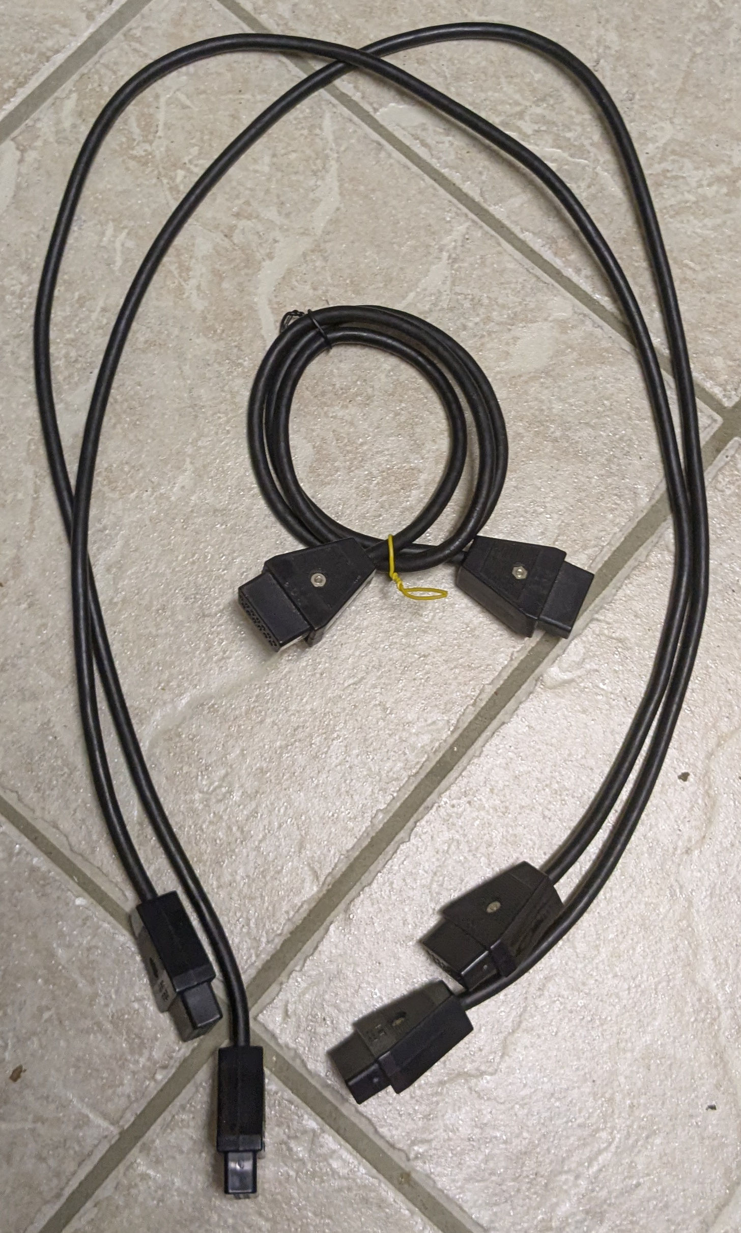 3xSIO_Kabel.jpg